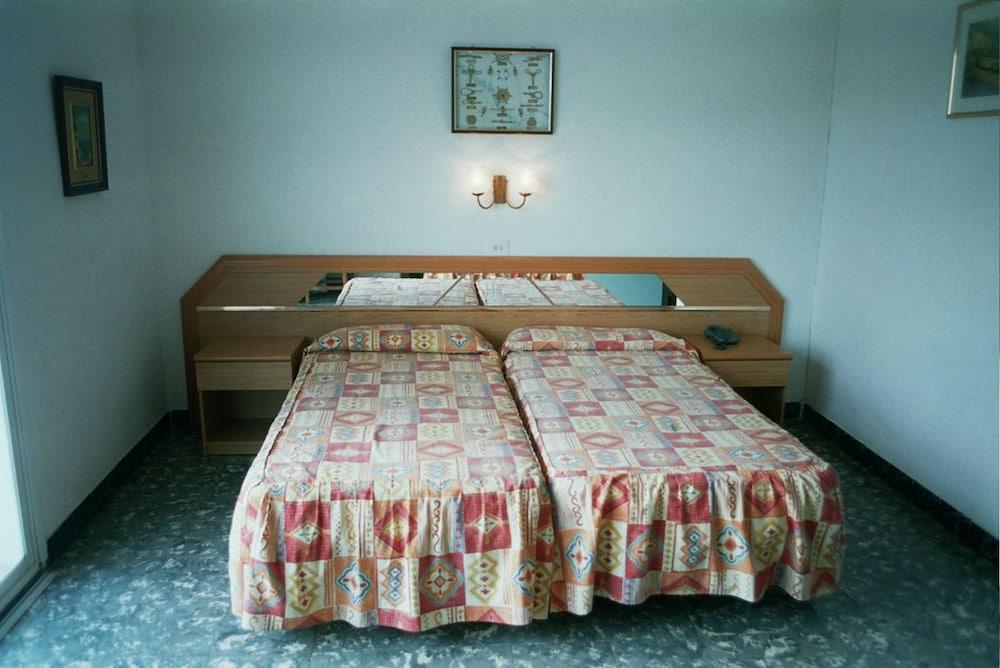 Hotel Fragata Калелья Экстерьер фото