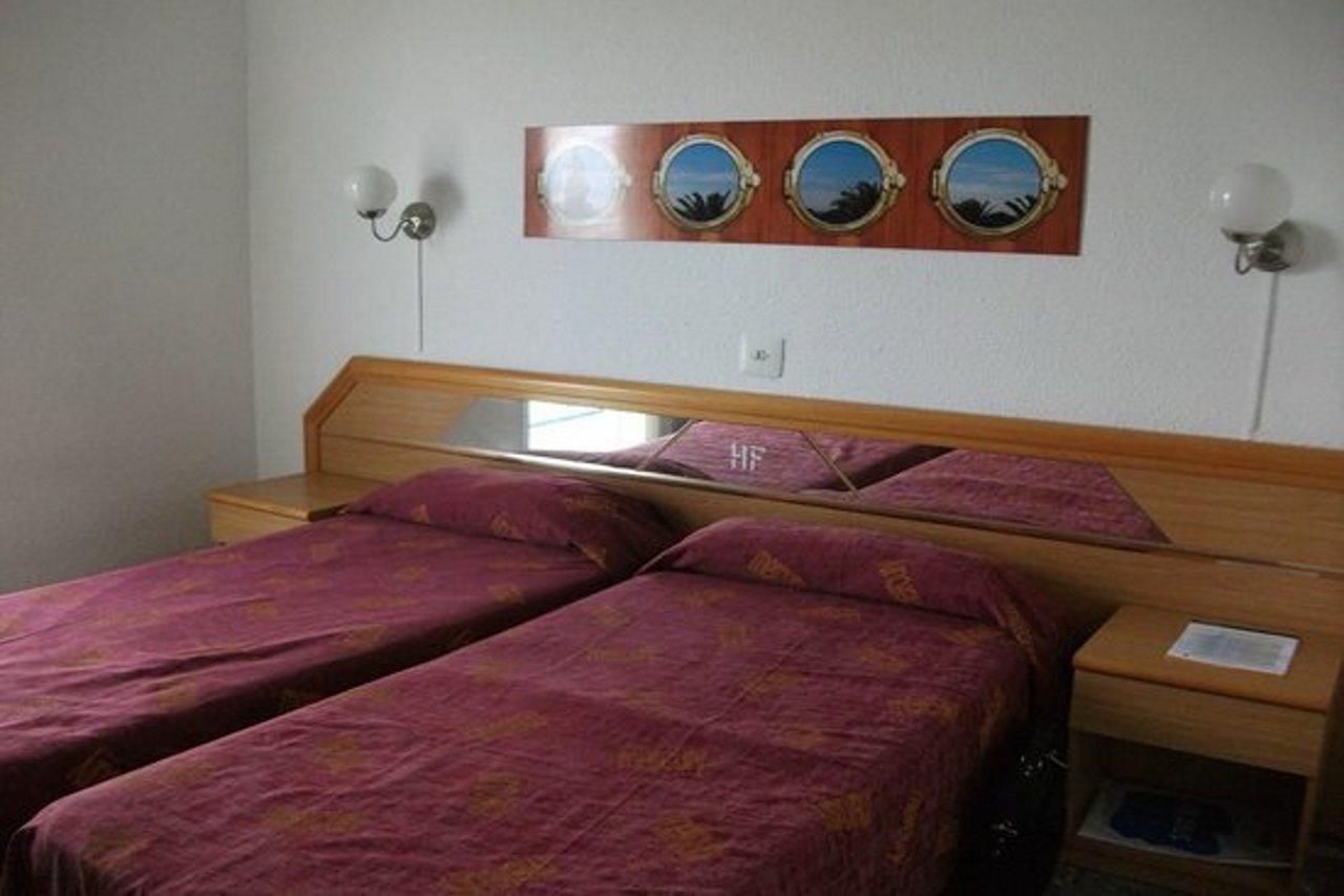 Hotel Fragata Калелья Экстерьер фото